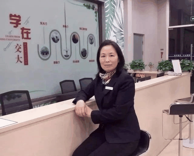 “博士坐下，碩士留下，本科等下，?？谱屜?！”你還敢不努力學(xué)習(xí)？（轉(zhuǎn)給孩子）