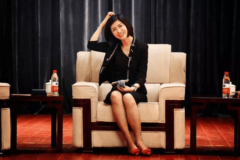 中國(guó)“頂級(jí)女團(tuán)”家庭背景曝光后，這封媽媽寫(xiě)給女兒的信火了